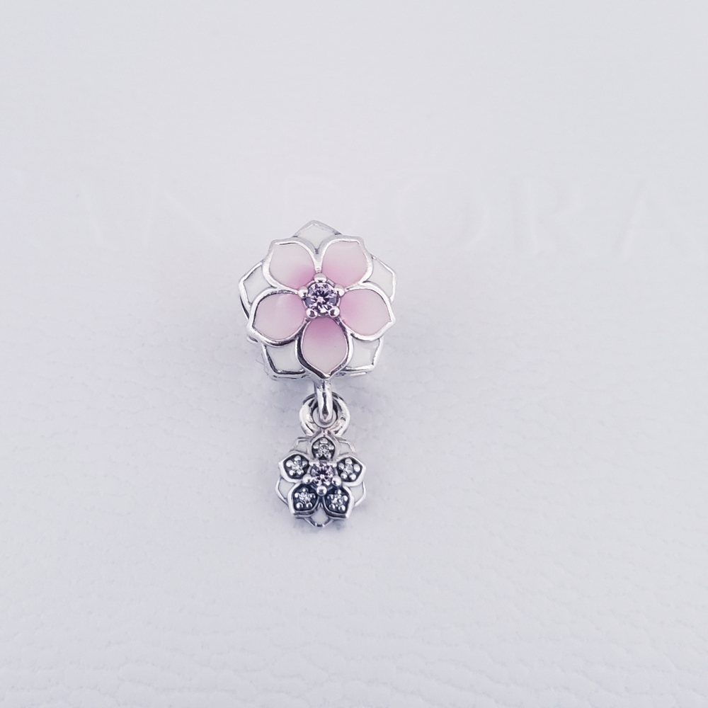 🌺 Authentic Pandora ⭐️RETIRED⭐️ MAGNOLIA BLOOM CHARM
